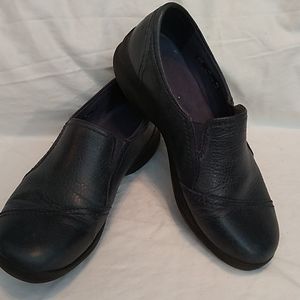 Clark's, women's slip-ons size 8W